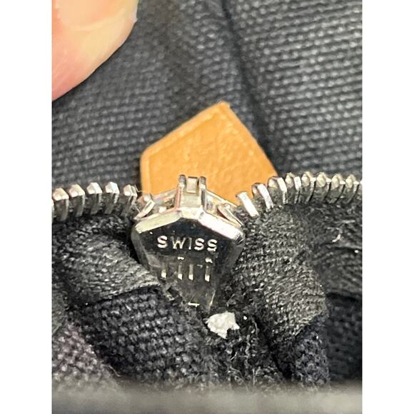 Hermès Fourre Tout PM Gray Canvas Tote Bag with Zip Pocket and Snap Closure - Picture 7 of 16